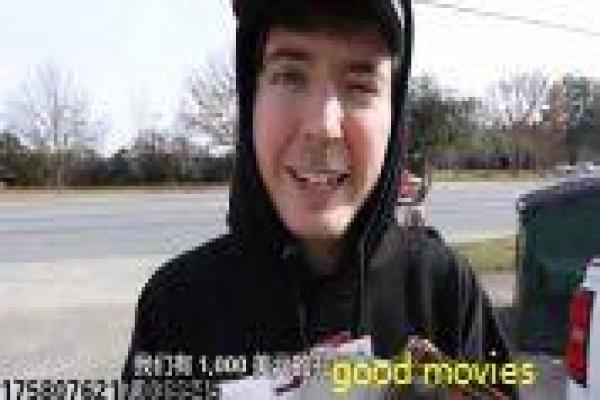 《蓝眼睛米奇》影片拍摄故事揭秘 - 蓝眼米奇的动画友情冒险